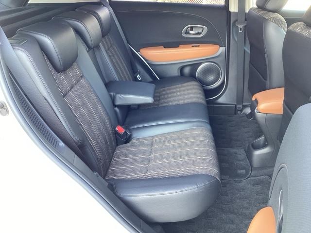 ヴェゼル ハイブリッドZ・ホンダセンシング レーダーサポート ワンセグ DVD再生機能 横滑り防止システム バックアイカメラ 盗難防止装置 シートヒーター付 スマ-トキ- ECOモード パワーウィンド パワステ(14枚目)