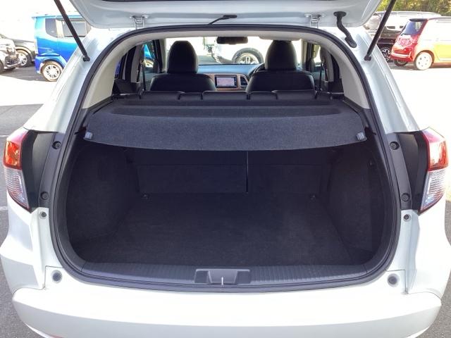 ヴェゼル ハイブリッドZ・ホンダセンシング レーダーサポート ワンセグ DVD再生機能 横滑り防止システム バックアイカメラ 盗難防止装置 シートヒーター付 スマ-トキ- ECOモード パワーウィンド パワステ(19枚目)