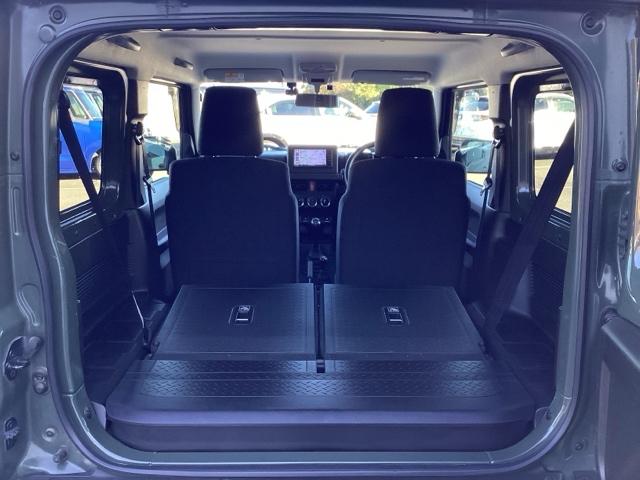 ジムニー ＸＬ　禁煙車両　キーレススタートシステム　スマートキー＆プッシュスタート　ターボー　助手席エアバッグ　パートタイム４ＷＤ　セキュリティ　ワンセグ　エアバック　ナビＴＶ　パワーウィンドウ　ＡＢＳ（19枚目）