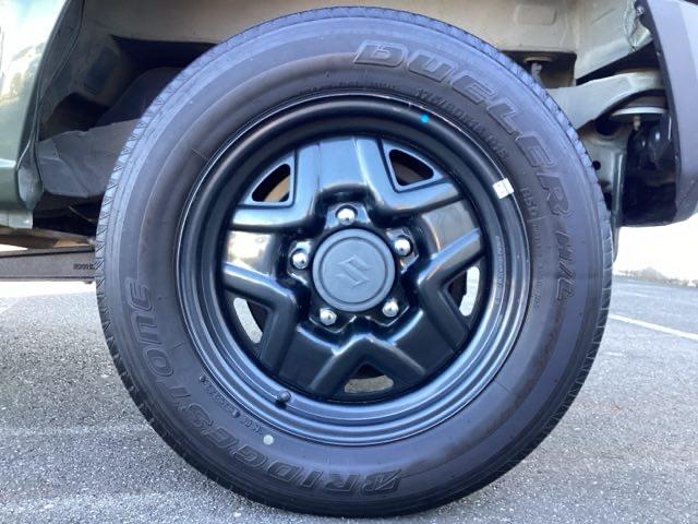 ジムニー ＸＬ　禁煙車両　キーレススタートシステム　スマートキー＆プッシュスタート　ターボー　助手席エアバッグ　パートタイム４ＷＤ　セキュリティ　ワンセグ　エアバック　ナビＴＶ　パワーウィンドウ　ＡＢＳ（20枚目）