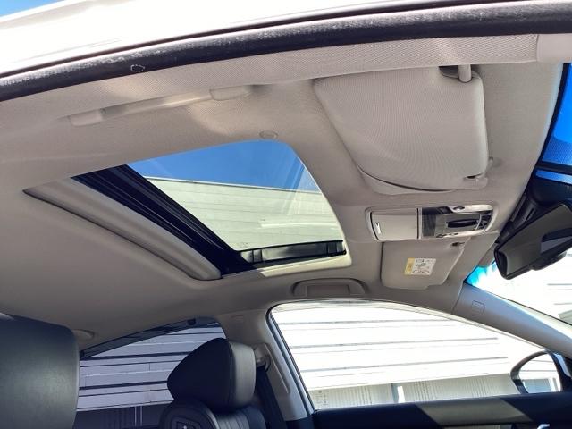 アコード EX カーテンエアバッグ イモビ 追突軽減ブレーキ オートエアコン LEDヘッドライト 皮シート 横滑り防止装置 地デジフルセグ スマキー シートヒーター USB接続 コーナーセンサー キーフリー(23枚目)