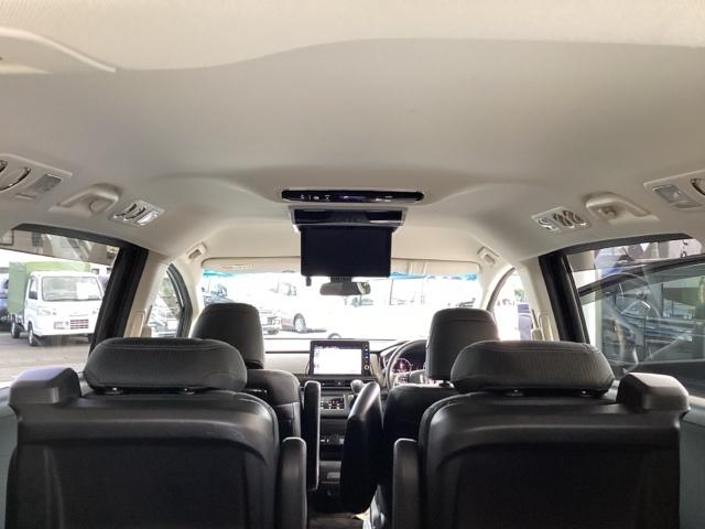 オデッセイ アブソルート・ＥＸ　シ－トヒ－タ－　バックモニター　ＷＡＣ　スマ－トキ－　セキュリティーアラーム　３列シート　ＤＶＤ再生　オートクルーズコントロール　パワーウィンドウ　エアバック　エアコン　横滑り防止（12枚目）