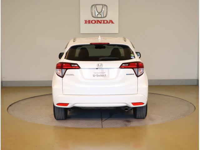 ヴェゼル ハイブリッドZ・ホンダセンシング レーダーサポート DVD再生機能 横滑り防止システム バックアイカメラ 盗難防止装置 フルセ シートヒーター付 スマ-トキ- ECOモード パワーウィンド ナビ&TV(6枚目)