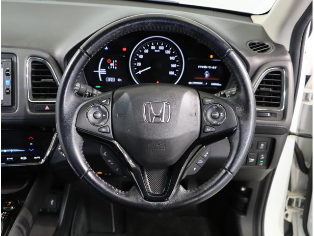 ヴェゼル ハイブリッドＸ・ホンダセンシング　地デジ　Ａクルーズ　Ｂモニ　スマキー　オートエアコン　ＶＳＡ　ＬＥＤヘッドライト　ＥＴＣ車載器　カーテンエアバッグ　ＡＢＳ　パワーウィンドウ　ＵＳＢ　Ｗエアバッグ（15枚目）