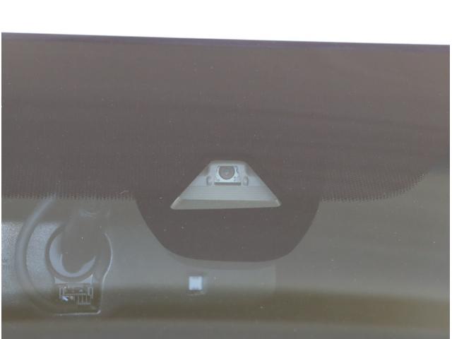 ヴェゼル ハイブリッドＸ・ホンダセンシング　地デジ　Ａクルーズ　Ｂモニ　スマキー　オートエアコン　ＶＳＡ　ＬＥＤヘッドライト　ＥＴＣ車載器　カーテンエアバッグ　ＡＢＳ　パワーウィンドウ　ＵＳＢ　Ｗエアバッグ（27枚目）