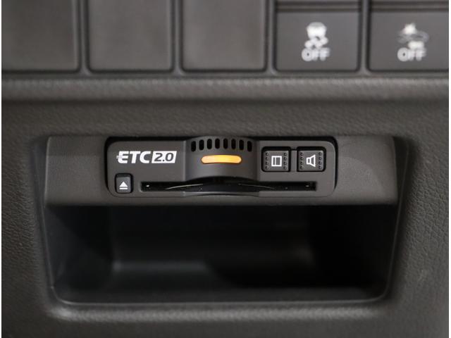 ＣＲ－Ｖハイブリッド ＥＸ　オートクルーズコントロール　シートヒータ　アイドリングストップ　ＬＥＤヘッドランプ　フルセグ　リヤカメラ　衝突被害軽減ブレーキ　電動シート　ＥＴＣ　４ＷＤ　横滑り防止装置　ＤＶＤ　オートエアコン（34枚目）