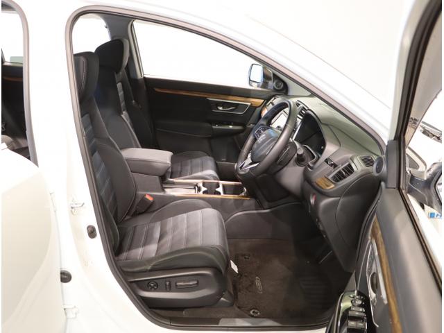 ＣＲ－Ｖハイブリッド ＥＸ　オートクルーズコントロール　シートヒータ　アイドリングストップ　ＬＥＤヘッドランプ　フルセグ　リヤカメラ　衝突被害軽減ブレーキ　電動シート　ＥＴＣ　４ＷＤ　横滑り防止装置　ＤＶＤ　オートエアコン（42枚目）