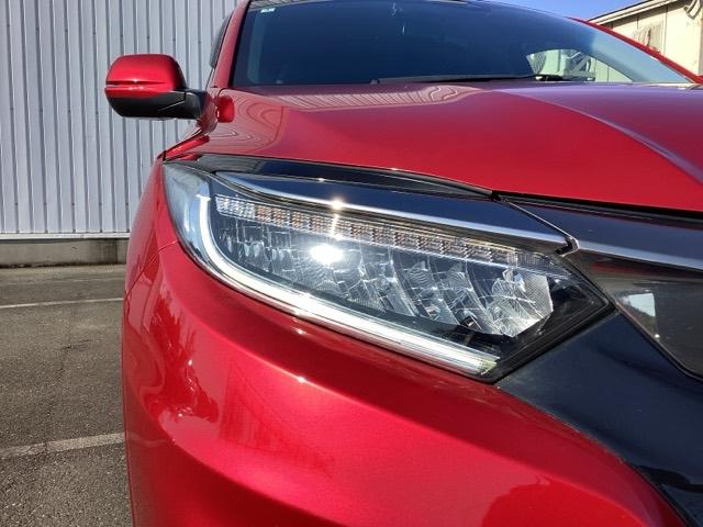 ヴェゼル ハイブリッド　１セグＴＶ　ナビＴＶ　イモビライザー　オートクルーズコントロール　キーレス　両席エアバック　エアバッグ　エアコン　ＥＳＣ　ＡＢＳ　ＥＴＣ車載器　エコモード　パワーステアリング　ＤＶＤ再生（10枚目）