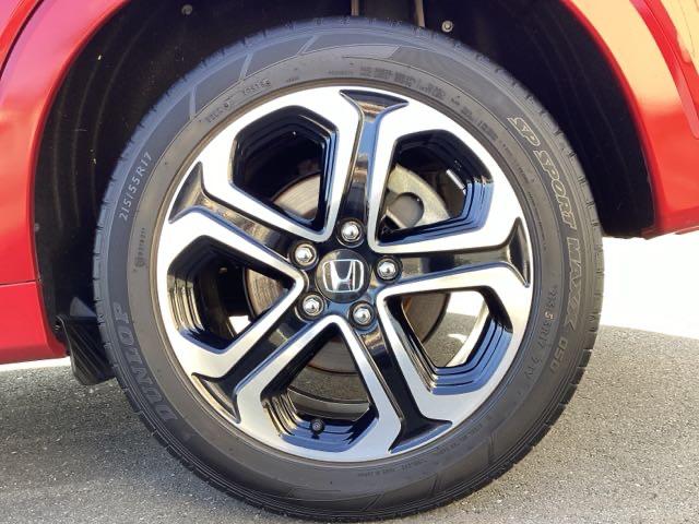 ヴェゼル ハイブリッド　１セグＴＶ　ナビＴＶ　イモビライザー　オートクルーズコントロール　キーレス　両席エアバック　エアバッグ　エアコン　ＥＳＣ　ＡＢＳ　ＥＴＣ車載器　エコモード　パワーステアリング　ＤＶＤ再生（24枚目）