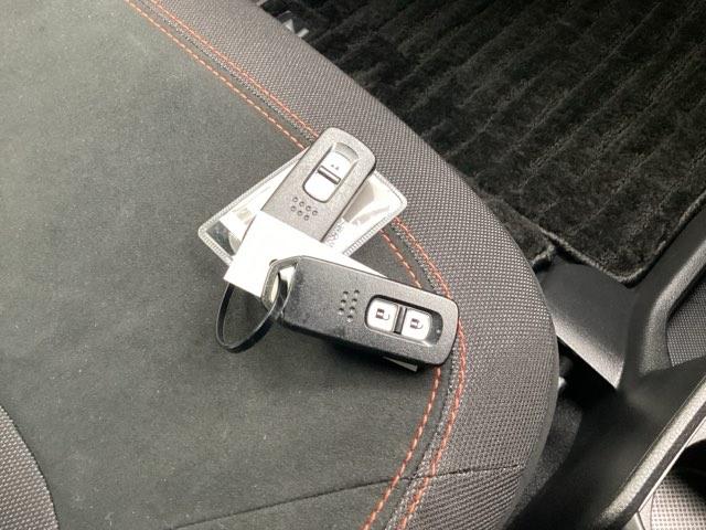 Ｎ－ＯＮＥ ＲＳ　サイドカーテンエアバック　クリアランスソナー　シートヒータ　横滑り防止機能　インテリキー　ＥＴＣ付き　ＡＡＣ　オートクルーズコントロール　Ｂカメ　アイドリングストップ機能　Ａライト　ナビ＆ＴＶ（26枚目）