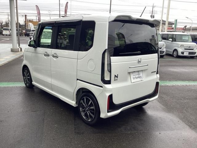 Ｎ－ＢＯＸカスタム ベースグレード　Ｗ電動ドア　ＵＳＢ接続　ＣＭＢＳ　Ｄレコ　ベンチシート　オートエアコン　スマートキ　ＬＥＤ　盗難防止装置　クルコン　ＥＴＣ　バックカメラ　フルセグＴＶ　パワーステアリング　エアバッグ（8枚目）