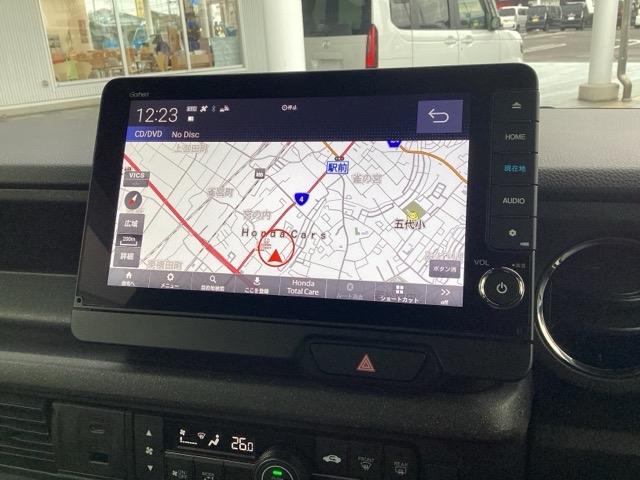 Ｎ－ＢＯＸカスタム ベースグレード　Ｗ電動ドア　ＵＳＢ接続　ＣＭＢＳ　Ｄレコ　ベンチシート　オートエアコン　スマートキ　ＬＥＤ　盗難防止装置　クルコン　ＥＴＣ　バックカメラ　フルセグＴＶ　パワーステアリング　エアバッグ（9枚目）