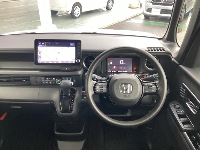 Ｎ－ＢＯＸカスタム ベースグレード　Ｗ電動ドア　ＵＳＢ接続　ＣＭＢＳ　Ｄレコ　ベンチシート　オートエアコン　スマートキ　ＬＥＤ　盗難防止装置　クルコン　ＥＴＣ　バックカメラ　フルセグＴＶ　パワーステアリング　エアバッグ（13枚目）