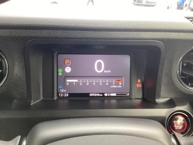 Ｎ－ＢＯＸカスタム ベースグレード　Ｗ電動ドア　ＵＳＢ接続　ＣＭＢＳ　Ｄレコ　ベンチシート　オートエアコン　スマートキ　ＬＥＤ　盗難防止装置　クルコン　ＥＴＣ　バックカメラ　フルセグＴＶ　パワーステアリング　エアバッグ（14枚目）