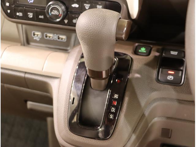 Ｎ－ＷＧＮ Ｌ　Ｐセンサー　誤発進抑制　ＤＶＤ　シートヒータ　バックカメラ　ベンチシート　盗難防止システム　ＡＢＳ　スマートキー　サイドカーテンエアバック　クルコン　フルセグＴＶ　ＥＴＣ　オートエアコン　ドラレコ（17枚目）