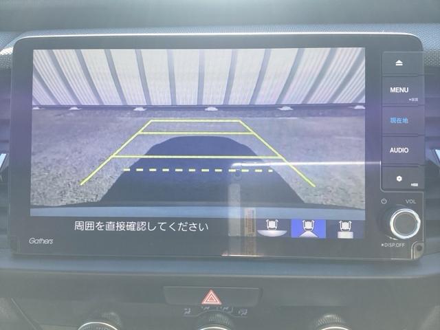 フィット ｅ：ＨＥＶクロスター　ナビＴＶ　ＵＳＢ接続　サイドエアバック　キーレス　フルセグＴＶ　リアカメラ　ＬＥＤライト　クリアランスソナー　ＤＶＤ再生　４ＷＤ　スマートキー　ＥＴＣ　横滑り防止装置　エアバッグ（23枚目）