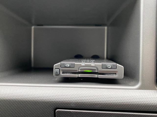 グランドキャビン 10人乗り 純正地デジHDDナビ DVD再生 BLUETOOTH接続 録音機能 自動スライド 後席モニター バックカメラ コーナーセンサー HIDライト 純正アルミ ETC キーレス 記録簿あり(25枚目)