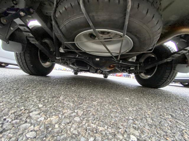 グランドキャビン 10人乗り 純正地デジHDDナビ DVD再生 BLUETOOTH接続 録音機能 自動スライド 後席モニター バックカメラ コーナーセンサー HIDライト 純正アルミ ETC キーレス 記録簿あり(38枚目)