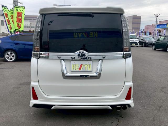 ヴォクシー ZS 禁煙/トヨタセーフティセンス/モデリスタエアロ/両側電動スライドドア/10インチナビ/11.4インチ後席モニター/バックカメラ/ETC/2022年製タイヤ/HID/TEIN車高調/黒革調シートカバー(9枚目)