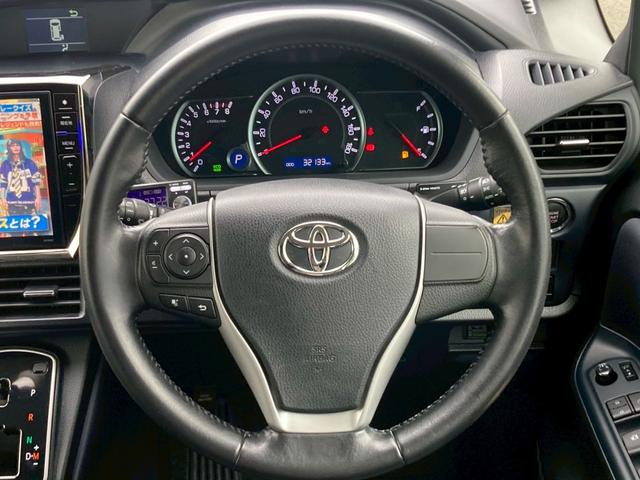 ヴォクシー ZS 禁煙/トヨタセーフティセンス/モデリスタエアロ/両側電動スライドドア/10インチナビ/11.4インチ後席モニター/バックカメラ/ETC/2022年製タイヤ/HID/TEIN車高調/黒革調シートカバー(14枚目)