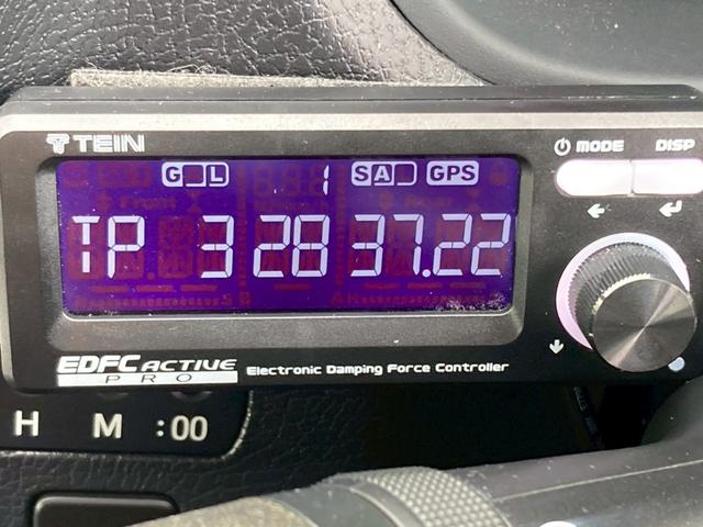 ヴォクシー ZS 禁煙/トヨタセーフティセンス/モデリスタエアロ/両側電動スライドドア/10インチナビ/11.4インチ後席モニター/バックカメラ/ETC/2022年製タイヤ/HID/TEIN車高調/黒革調シートカバー(24枚目)