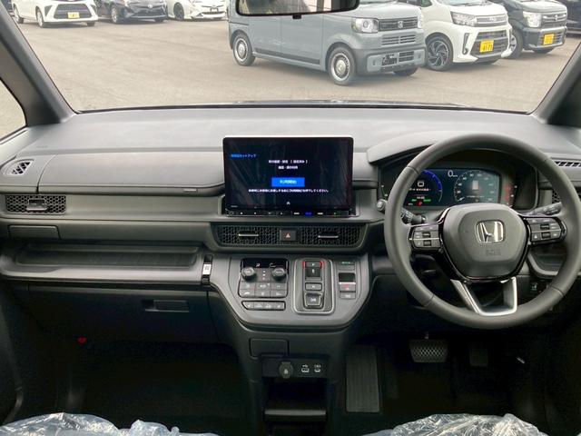 ステップワゴン e:HEVスパーダ 登録済未使用車/ホンダセンシング 11.4インチナビ/15.6インチフリップダウン&マルチビューカメラ/両側電動スライド/電動リアゲート/BSMシートヒーター/ハーフレザーシート/フルセグTV/ブルートゥース/LED(3枚目)