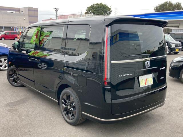 ステップワゴン e:HEVスパーダ 登録済未使用車/ホンダセンシング 11.4インチナビ/15.6インチフリップダウン&マルチビューカメラ/両側電動スライド/電動リアゲート/BSMシートヒーター/ハーフレザーシート/フルセグTV/ブルートゥース/LED(9枚目)