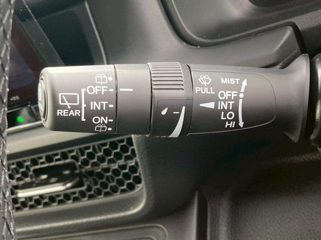 ステップワゴン e:HEVスパーダ 登録済未使用車/ホンダセンシング 11.4インチナビ/15.6インチフリップダウン&マルチビューカメラ/両側電動スライド/電動リアゲート/BSMシートヒーター/ハーフレザーシート/フルセグTV/ブルートゥース/LED(17枚目)