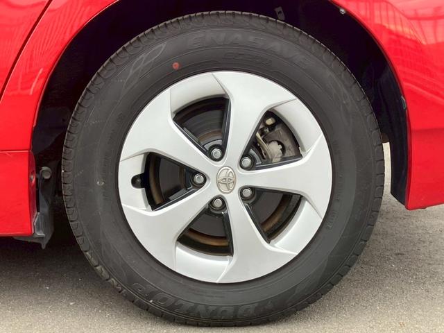 プリウス Ｓ　禁煙／メモリーナビＡＶＮ１３８Ｗ／１セグＴＶ／バックカメラ／ビルトインＥＴＣ／ＡＵＸ／プッシュスタート／ＨＩＤ／盗難防止／２０２３年製ダンロップタイヤ／リアスポイラー／（31枚目）