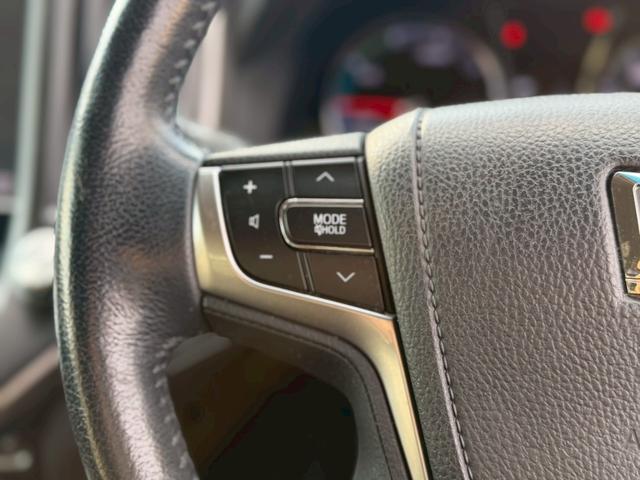 クラウンハイブリッド アスリートＧ　禁煙／トヨタセーフティセンス／９インチナビ／フルセグＴＶ／ＥＴＣ／バックカメラ／ＢＬＵＥＴＯＯＴＨ／純正ドラレコ／クルコン／電動黒革シート／ＬＥＤ／フォグ／盗難防止／スペアキー／記録簿／保証書（16枚目）