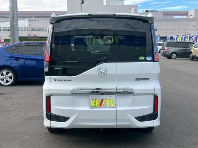 当社の展示車は全車両に車両状態説明書を掲示しております。修復歴の有無は勿論、ドア等の外板の交換歴の有無までも表示☆口頭説明では無く書面にてお渡ししております☆