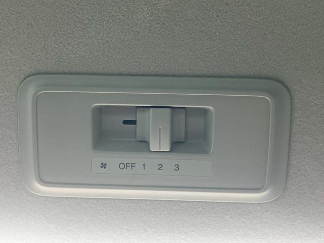 インターネット販売にも非常の力を入れております！！遠方の方でもお安くご納車費用を抑えさせて頂きます♪また店頭でご納車させて頂く事が出来れば県外登録費用は不要です♪詳細はお気軽にお問い合わせください☆