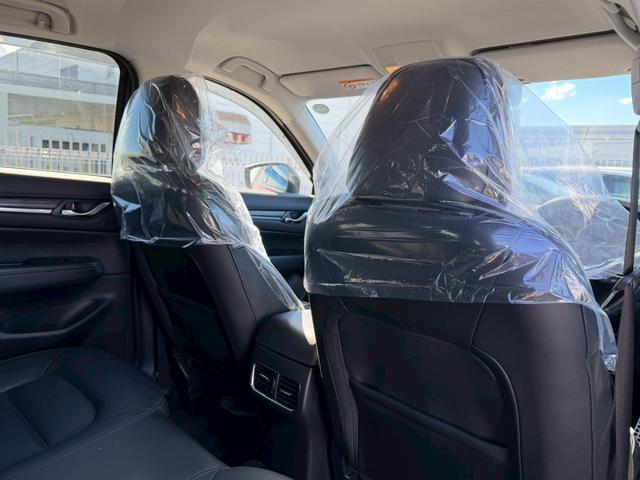 ＣＸ－５ ＸＤ　Ｌパッケージ　禁煙／Ｉ－ＡＣＴＩＶＳＥＮＳＥ／電動黒革シート／シートヒータ／マツダコネクトナビ／フルセグＴＶ／ＥＴＣ２．０／バックカメラ／ＬＥＤ／フォグ／２０２３年製タイヤ／電動リアゲート／ヘッドアップディスプレイ（12枚目）