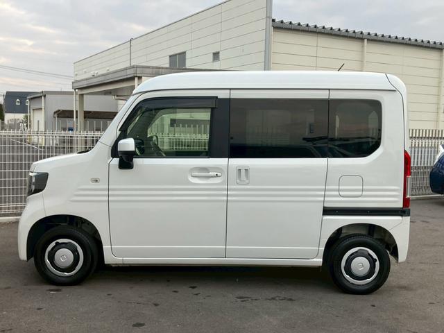 Ｎ－ＶＡＮ＋スタイル ファン・ターボホンダセンシング　禁煙／ホンダセンシング／ターボ／メモリーナビ／フルセグＴＶ／バックカメラ／ＥＴＣ／ＢＬＵＥＴＯＯＴＨ／ソナー／ＬＥＤ／フォグ／オートエアコン／スペアキー／マット／バイザー（9枚目）