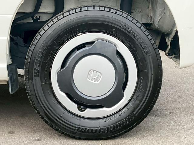 Ｎ－ＶＡＮ＋スタイル ファン・ターボホンダセンシング　禁煙／ホンダセンシング／ターボ／メモリーナビ／フルセグＴＶ／バックカメラ／ＥＴＣ／ＢＬＵＥＴＯＯＴＨ／ソナー／ＬＥＤ／フォグ／オートエアコン／スペアキー／マット／バイザー（32枚目）