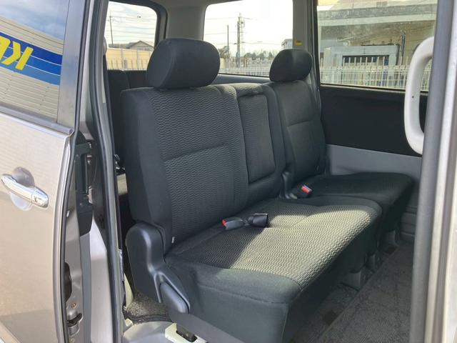 �P�[���[�ł͏C�����̗L����S�Ԃɕ\���B���I�@�ցu�i���j���{�����ԍ��苦��v�̊���̗p�����ԗ���ԕ]���؂Ƃ����`�F�b�N�V�[�g��Y�t���āA���_�񒸂��܂����炨�q�l�ɂ��n�����Ă���܂��B