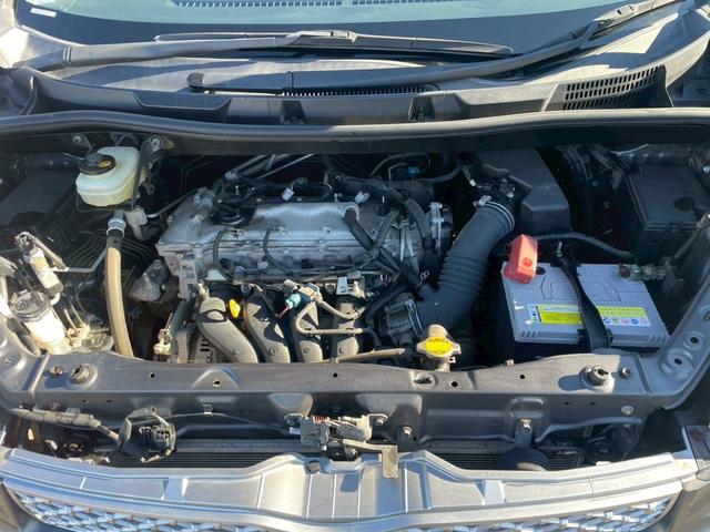 ヴォクシー ＺＳ　煌ＩＩ　禁煙／エアロ／両側電動スライドドア／７人乗り／純正ＳＤナビ／フルセグＴＶ／ＢＬＵＥＴＯＯＴＨ／バックカメラ／ＥＴＣ／オートエアコン／ＨＩＤ／フォグ／パドルシフト／マット／バイザー／プッシュスタート（32枚目）