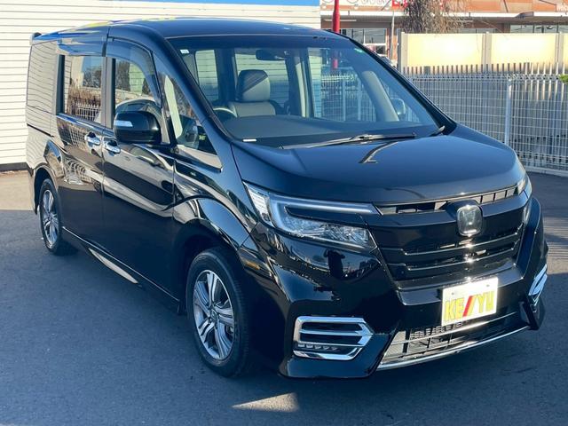 ステップワゴン 　禁煙／ホンダセンシング／両側電動スライドドア／９インチナビ／１１．６インチ後席モニター／全方位カメラ／ＥＴＣ２．０／シートヒーター／ハーフレザーシート／ＬＥＤ／フォグ／スペアキー／わくわくゲート／（6枚目）