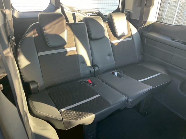 ステップワゴン 　禁煙／ホンダセンシング／両側電動スライドドア／９インチナビ／１１．６インチ後席モニター／全方位カメラ／ＥＴＣ２．０／シートヒーター／ハーフレザーシート／ＬＥＤ／フォグ／スペアキー／わくわくゲート／（34枚目）