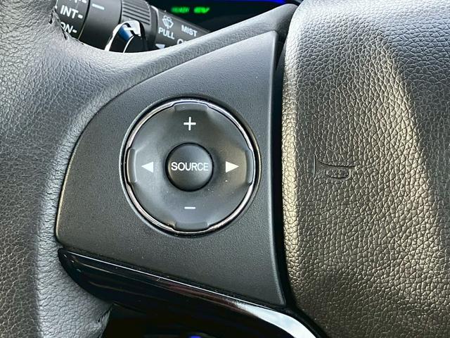 ヴェゼル ハイブリッドＺ　禁煙／あんしんパッケージ／クルコン／ナビＣＮ－Ｒ３００Ｄ／フルセグＴＶ／バックカメラ／ＥＴＣ／シートヒーター／ハーフレザー／ＬＥＤ／フォグ／パドルシフト／盗難防止／プッシュスタート／（15枚目）