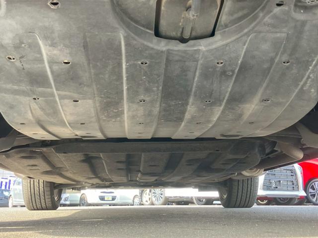 ヴェゼル ハイブリッドＺ　禁煙／あんしんパッケージ／クルコン／ナビＣＮ－Ｒ３００Ｄ／フルセグＴＶ／バックカメラ／ＥＴＣ／シートヒーター／ハーフレザー／ＬＥＤ／フォグ／パドルシフト／盗難防止／プッシュスタート／（36枚目）