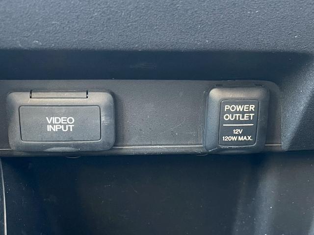 フリード Ｇ　エアロ　Ｌパッケージ　禁煙／７人乗り／メーカーナビ／フルセグＴＶ／バックカメラ／ＥＴＣ／キーレス／自動スライドドア／ＨＩＤ／盗難防止／マット／バイザー／黒革調シートカバー／純正１５キンチアルミ／エアロ／Ｒスポイラー（24枚目）