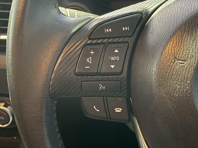 アクセラスポーツ １５Ｓ　禁煙／Ｉ－ＡＣＴＩＶＳＥＮＳＥ／８．８インチナビ／バックカメラ／ＥＴＣ／ＡＵＸ／ＵＳＢ／オートエアコン／クルコン／ＨＩＤ／スペアキー／２０２１年製タイヤ／ＢＳＭ／純正１６インチアルミ（15枚目）