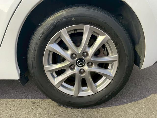 アクセラスポーツ １５Ｓ　禁煙／Ｉ－ＡＣＴＩＶＳＥＮＳＥ／８．８インチナビ／バックカメラ／ＥＴＣ／ＡＵＸ／ＵＳＢ／オートエアコン／クルコン／ＨＩＤ／スペアキー／２０２１年製タイヤ／ＢＳＭ／純正１６インチアルミ（30枚目）