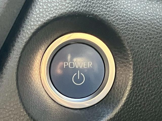 カローラクロス ハイブリッド　Ｚ　禁煙／トヨタセーフティセンス／８インチナビ／ＵＳＢ／オートエアコン／２０２２年製タイヤ／ルーフレール／電動シート／シートヒーター／ＬＥＤ／フォグ／記録簿／マット／バイザー／記録簿／保証書／ＥＴＣ／（22枚目）