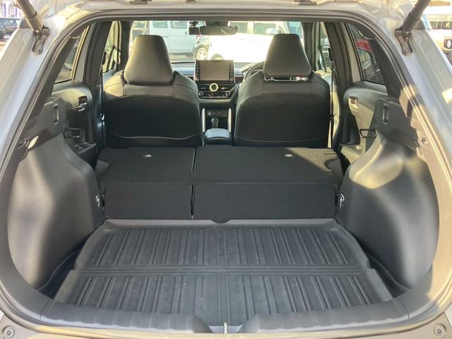 カローラクロス ハイブリッド　Ｚ　禁煙／トヨタセーフティセンス／８インチナビ／ＵＳＢ／オートエアコン／２０２２年製タイヤ／ルーフレール／電動シート／シートヒーター／ＬＥＤ／フォグ／記録簿／マット／バイザー／記録簿／保証書／ＥＴＣ／（31枚目）