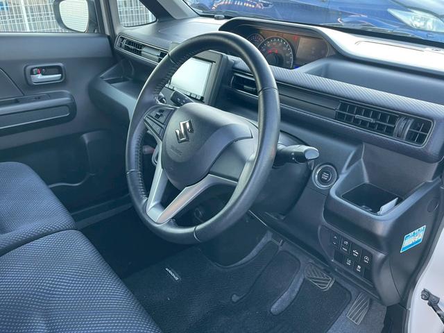 ワゴンＲ ハイブリッドＦＺ　禁煙／デュアルセンサーブレーキサポート／ナビＡＶＩＣ－ＲＺ５０２／フルセグＴＶ／ＢＬＵＥＴＯＯＴＨ／ＥＴＣ／２０２５年製タイヤ／シートヒーター／ＬＥＤ／盗難防止／スペアキー／記録簿／マット／バイザー（11枚目）