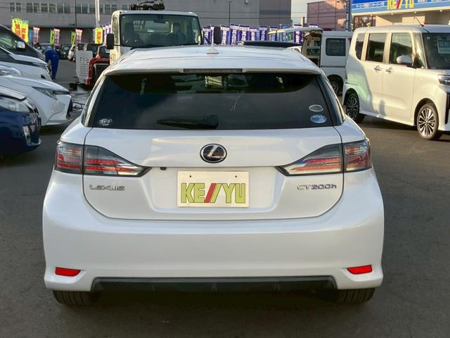 当社の展示車は全車両に車両状態説明書を掲示しております。修復歴の有無は勿論、ドア等の外板の交換歴の有無までも表示☆口頭説明では無く書面にてお渡ししております☆