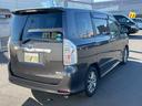 ヴォクシー ＺＳ　煌ＩＩ　禁煙／エアロ／両側電動スライドドア／７人乗り／純正ＳＤナビ／フルセグＴＶ／ＢＬＵＥＴＯＯＴＨ／バックカメラ／ＥＴＣ／オートエアコン／ＨＩＤ／フォグ／パドルシフト／マット／バイザー／プッシュスタート（4枚目）