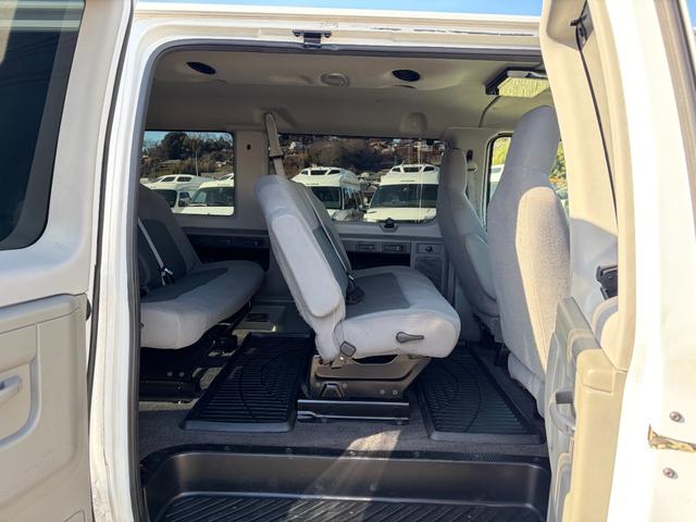 Ｅ－１５０ ベースグレード　ＸＬＴ　ベンチシート　走行証明書付　パナソニックナビ＆フリップダウンモニター　バックカメラ　ＥＴＣ（14枚目）